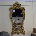 آینه ایستاده دیواری با پاف مدل لیزا رنگ طلایی
